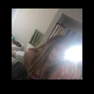 Meet your Posher, Lina